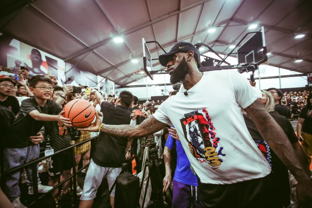 西甲前瞻：赫塔菲冲主场连胜，马竞盼取5连胜继续施压前3（西甲前瞻：赫塔菲剑指主场再胜，马竞力争五连胜紧追前三）