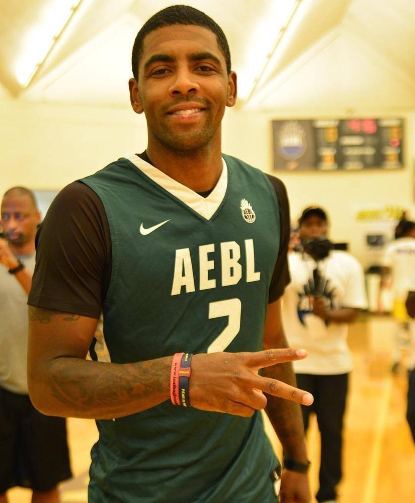 独行侠近6战取得5胜闯入附加赛区，待欧文回归可强势搅局？（独行侠近6场5胜挤进附加区，欧文复出能否搅动格局？）