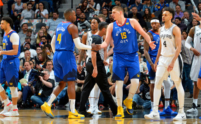 十五运高尔夫决赛：许赢的校园成长记与职业破局战（十五运高尔夫决战：许赢的校园蜕变与职业突围）