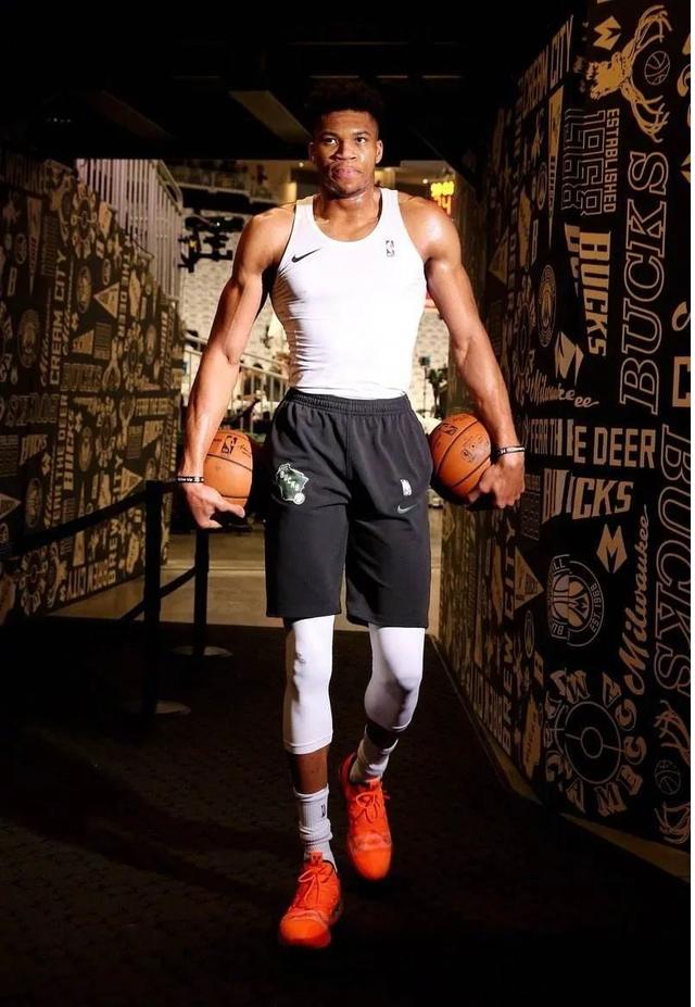 铜梁龙致谢：衷心期待与各兄弟俱乐部共同推动中国足球发展（铜梁龙致谢：期待与兄弟俱乐部携手推进中国足球发展）