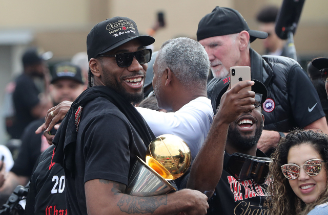 官方：捷克主力中后卫维蒂克因伤退出国家队（官方通报：捷克主力中卫维蒂克伤退国家队）