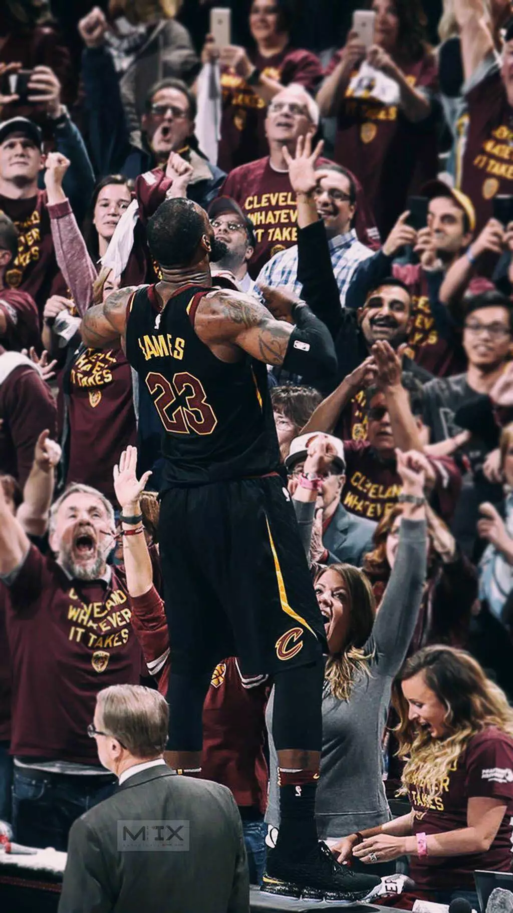 科贝记者：孔德与弗里克进行交流，表达自己想要踢中卫的愿望（科贝电台：孔德已与弗里克沟通，明确希望出任中卫）